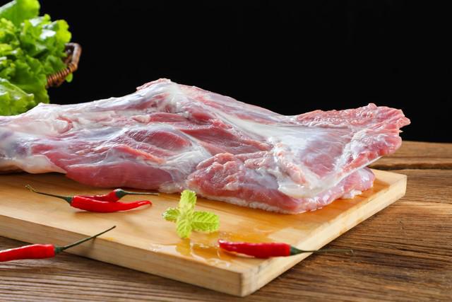 牛肉29一斤羊腿24一斤今年牛羊肉咋这么便宜？5个原因很现实(图6)