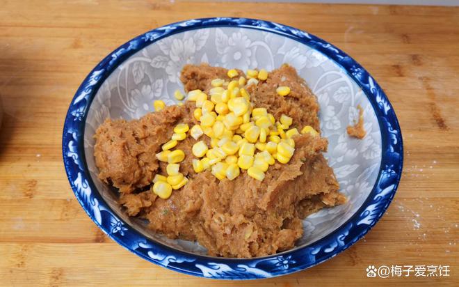 自制鸡肉玉米肠健康美味又简单！(图2)